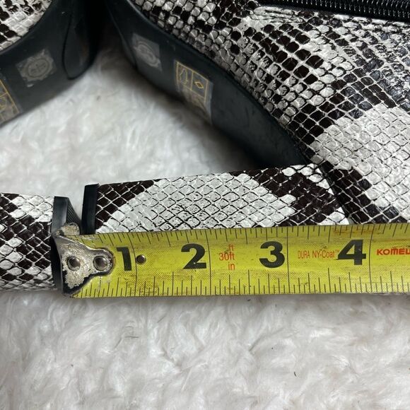 She & In faux leather Snakeskin print Beige &taupe Ankle heel Boots SZ11 - Picture 6 of 7